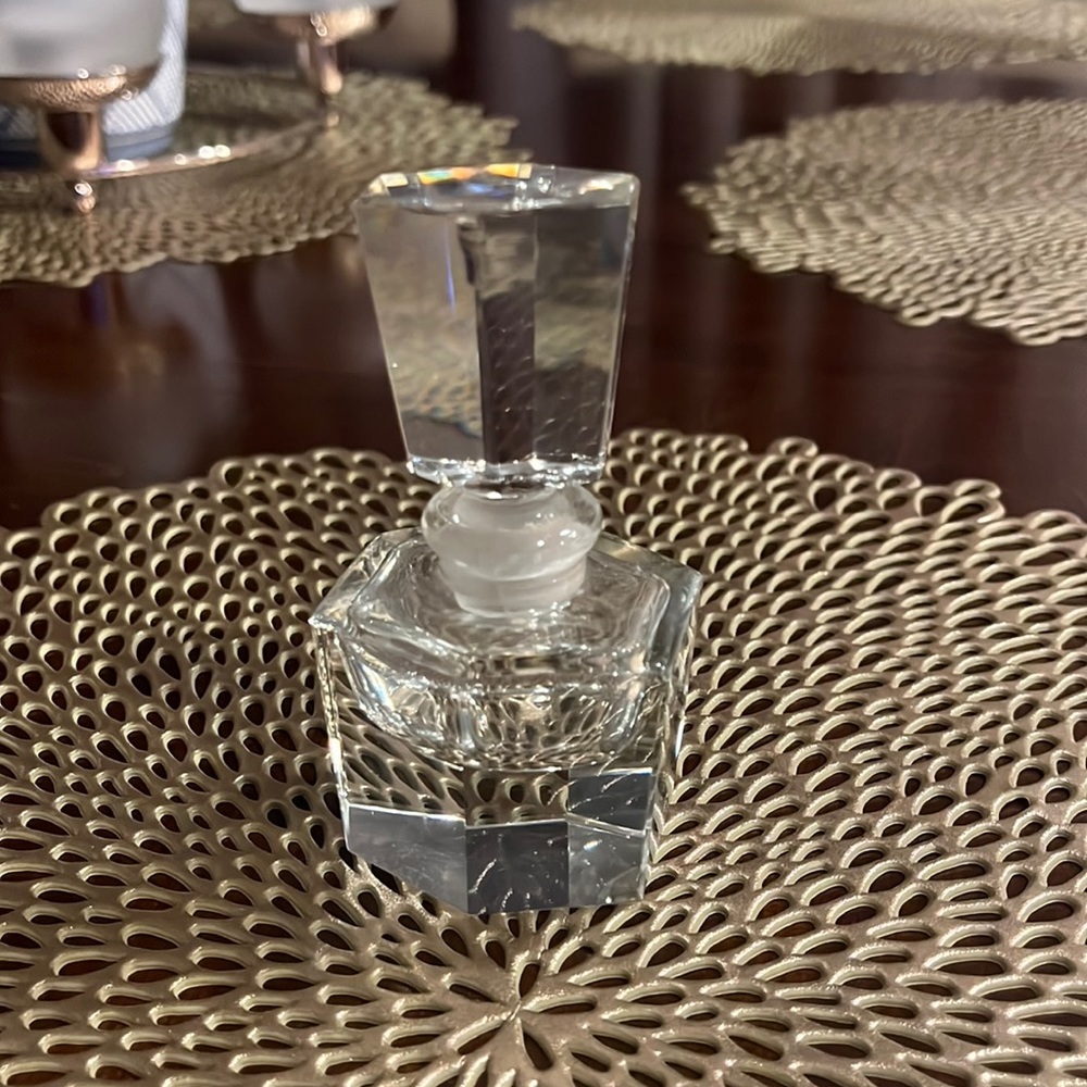 Vintage Art Deco Prism Cut Glass Crystal Perfume Bottle & Stopper
